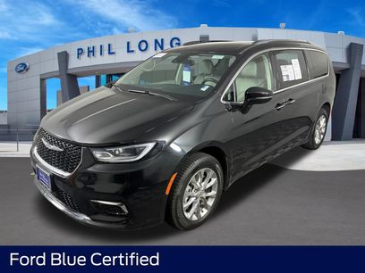 Used 2021 Chrysler Pacifica Touring-L