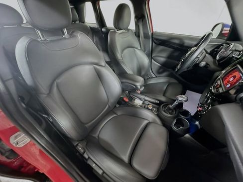 Used 2019 MINI Cooper S image 28