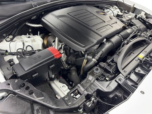 Used 2024 Jaguar F-PACE R-Dynamic S image 72