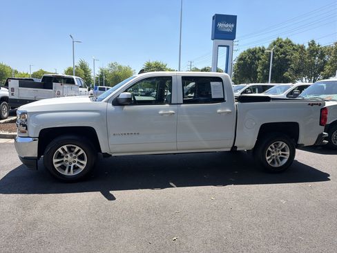 Used 2018 Chevrolet Silverado 1500 LT w/ All Star Edition AWD/4WD image 7