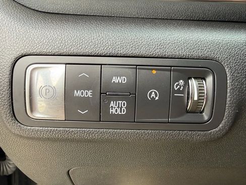 Used 2025 GMC Terrain Elevation image 16