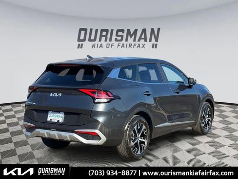 Used 2024 Kia Sportage EX image 5