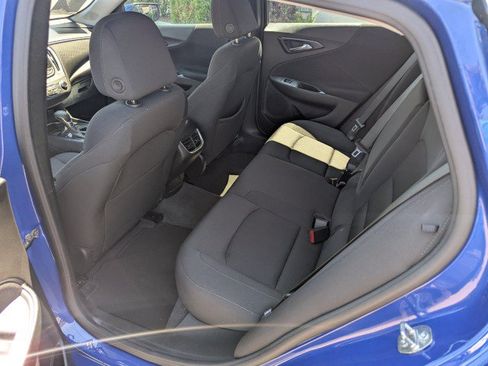 Used 2023 Chevrolet Malibu LT FWD image 24