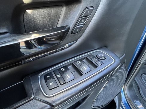 Used 2022 RAM 1500 Limited w/ Trailer Tow Group image 13