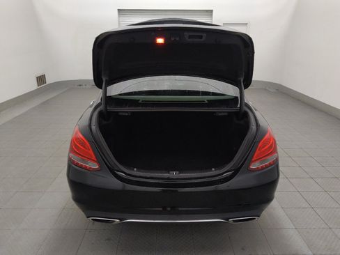 Used 2017 Mercedes-Benz C 300 Sedan image 29