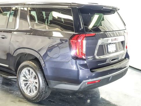 Certified 2023 GMC Yukon XL SLT w/ SLT Luxury Package image 10