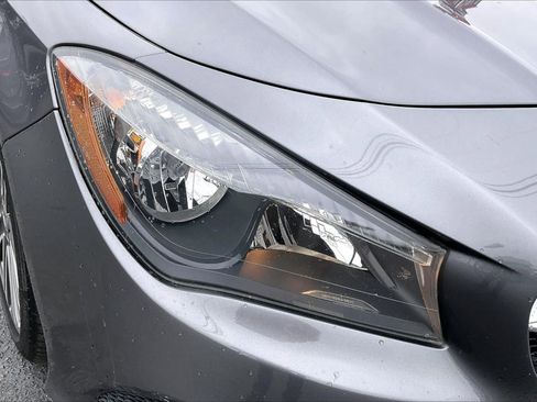 Used 2018 Mercedes-Benz CLA 250 image 29