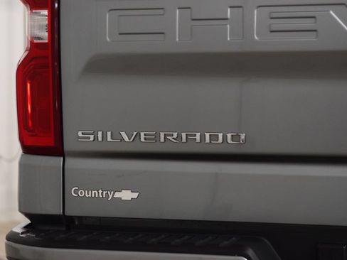 Used 2025 Chevrolet Silverado 1500 High Country AWD/4WD image 24