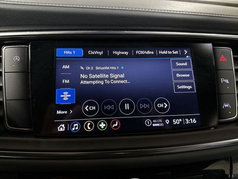 Used 2023 Buick Enclave Essence image 14