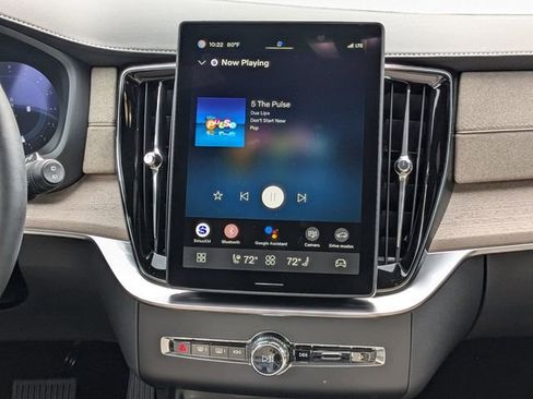 Certified 2025 Volvo XC90 B5 Core w/ Protection Package Premier image 23