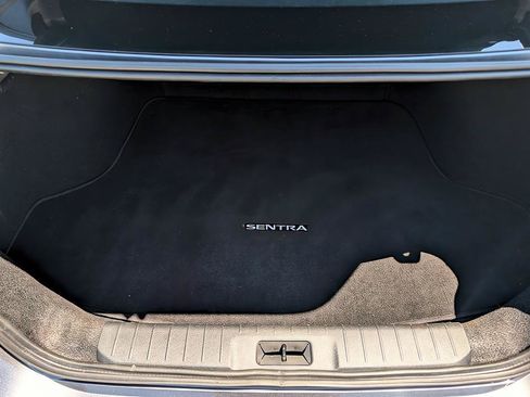 Used 2025 Nissan Sentra SV FWD image 14
