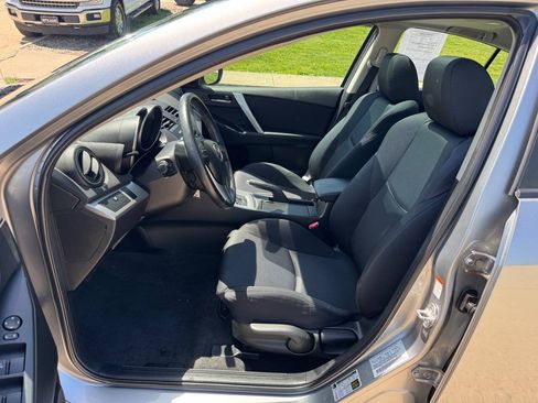 Used 2010 MAZDA MAZDA3 s Sport FWD image 11