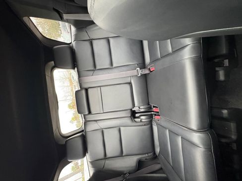 Used 2022 Jeep Grand Cherokee Limited image 2