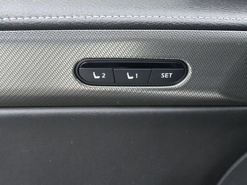 Used 2023 INFINITI QX60 Luxe w/ Cargo Package FWD image 5