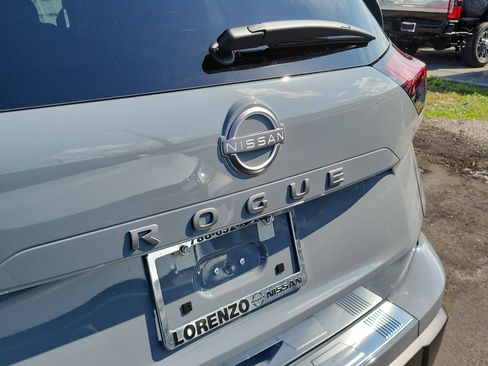 New 2026 Nissan Rogue SV w/ Cold Weather Package image 6