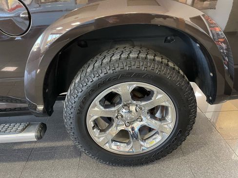 Used 2017 RAM 1500 Laramie w/ Convenience Group image 15