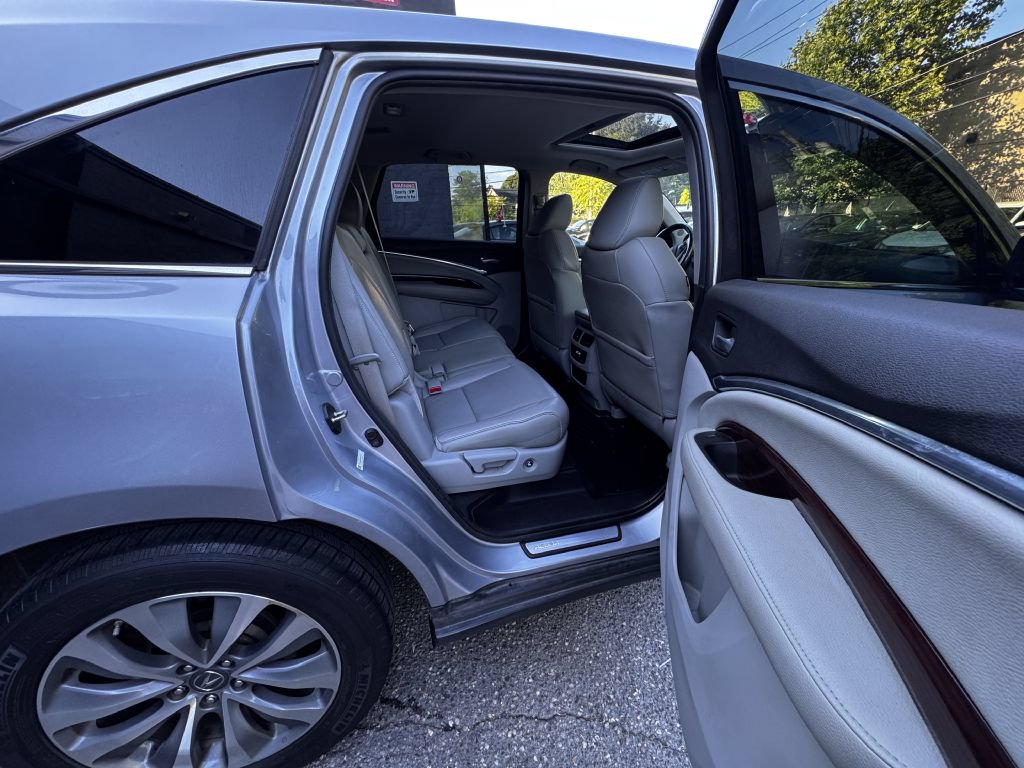 Used 2016 Acura MDX w/ Technology Package AWD/4WD image 17