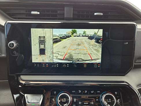 Used 2025 GMC Sierra 1500 AT4X AWD/4WD image 25
