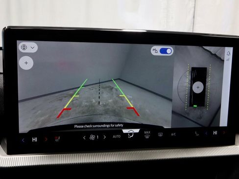 Certified 2025 Ford Explorer ST image 2