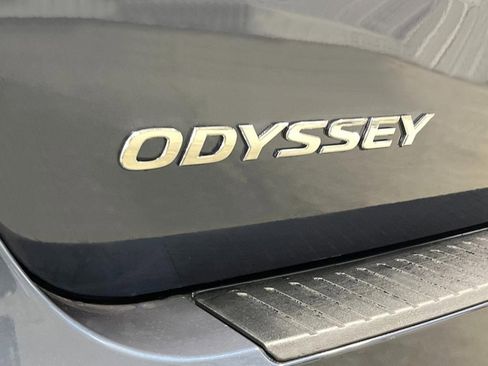 New 2026 Honda Odyssey Touring image 10