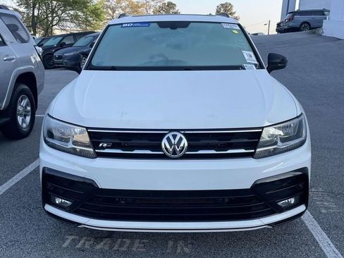 Used 2021 Volkswagen Tiguan SE R-Line image 10