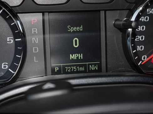 Used 2018 Chevrolet Silverado 1500 Custom w/ Custom Convenience Package image 17