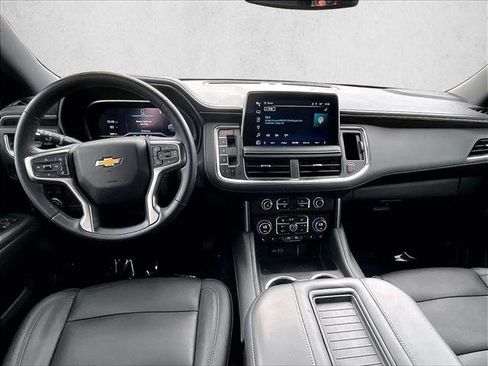 Used 2023 Chevrolet Tahoe LT w/ Luxury Package RWD image 16