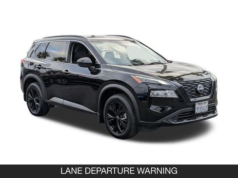 Certified 2023 Nissan Rogue SV w/ Premium Package w/ SV Premium B Package FWD image 2
