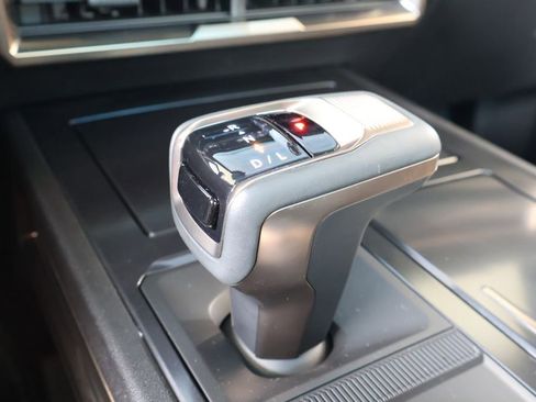 Used 2024 GMC Hummer EV 3X w/ LPO, Illumination Package AWD/4WD image 28