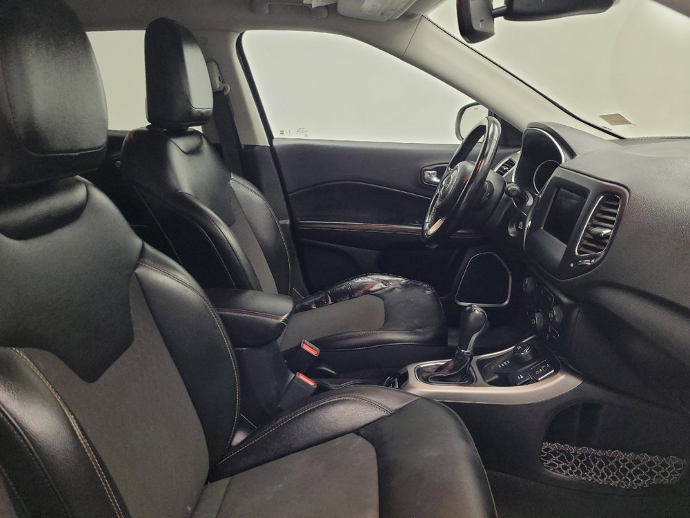 Used 2021 Jeep Compass Latitude w/ Convenience Group AWD/4WD image 21