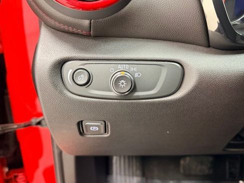 Used 2023 Chevrolet Blazer RS w/ Enhanced Convenience Package image 20