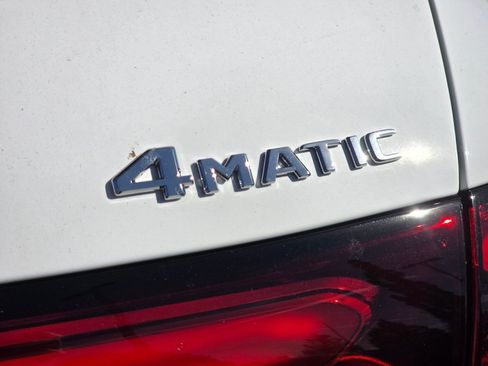 New 2026 Mercedes-Benz GLC 300 4MATIC image 32