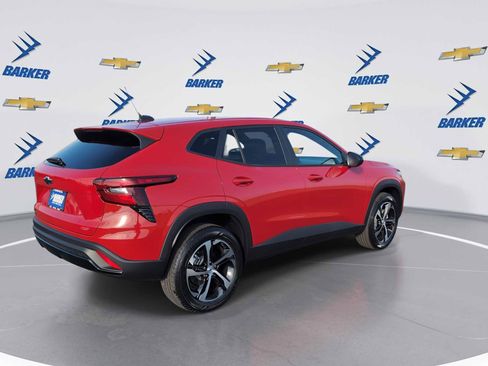 New 2026 Chevrolet Trax RS image 8