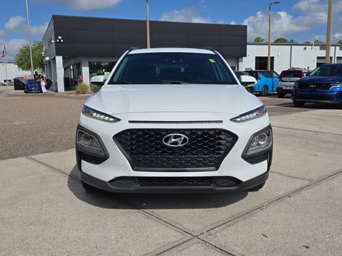 Used 2021 Hyundai Kona SEL w/ Cargo Package FWD image 3