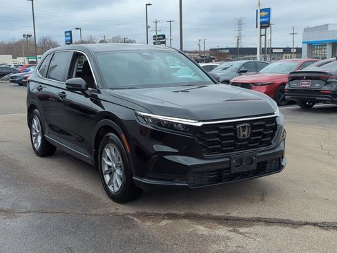 Used 2023 Honda CR-V EX image 3