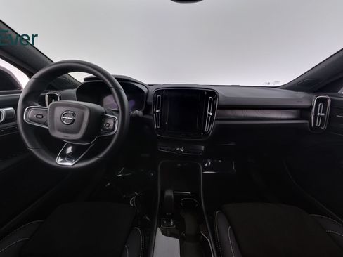 Used 2023 Volvo C40 P8 Recharge Ultimate AWD/4WD image 26