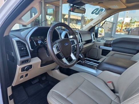 Used 2020 Ford F150 Lariat w/ Equipment Group 502A Luxury image 10