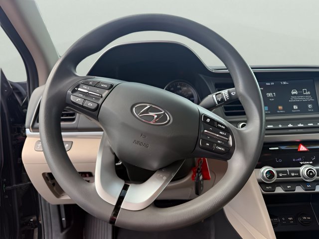Used 2020 Hyundai Elantra SEL FWD image 10