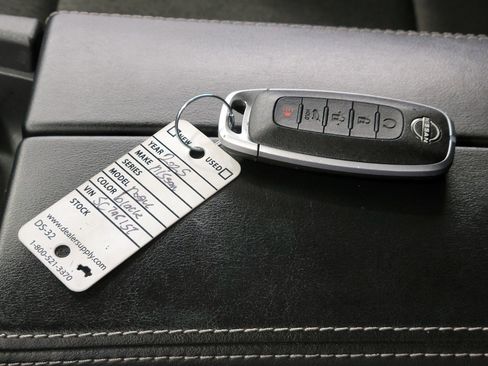 Used 2025 Nissan Rogue SV image 26