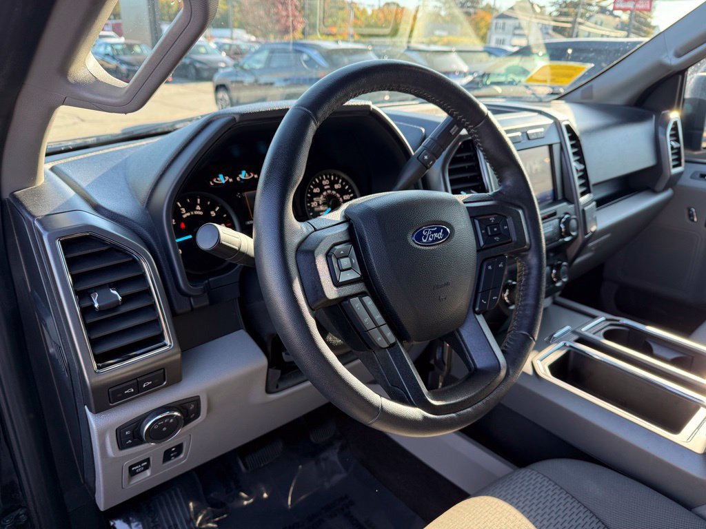Used 2020 Ford F150 XLT w/ Equipment Group 302A Luxury AWD/4WD image 16