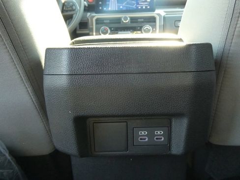 Used 2026 Toyota Tacoma TRD Off-Road AWD/4WD image 17