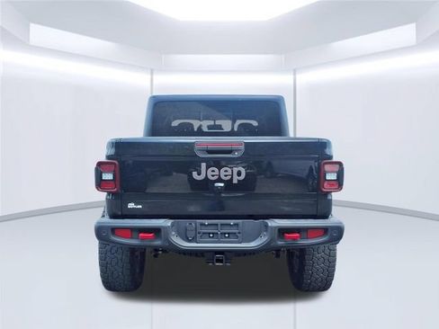Used 2020 Jeep Gladiator Rubicon AWD/4WD image 5