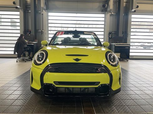 Used 2023 MINI Cooper S image 2