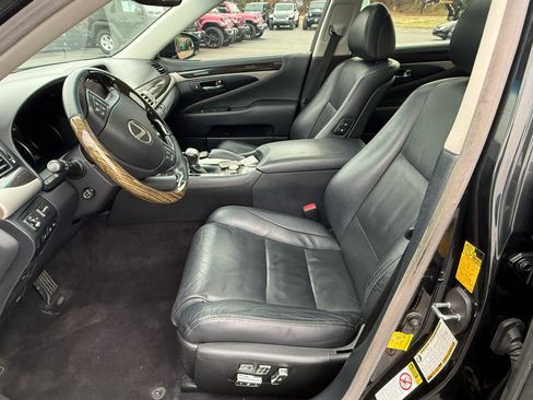 Used 2014 Lexus LS 460 AWD image 14