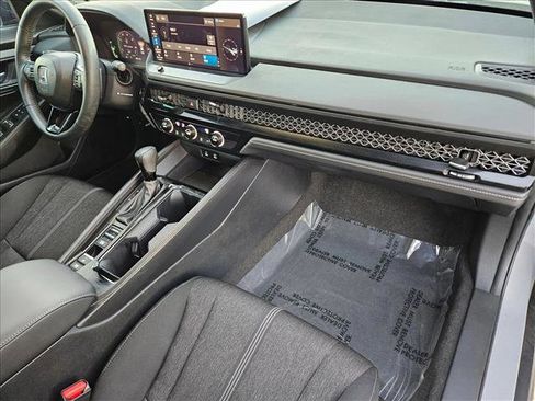 Used 2024 Honda Accord Sport image 21