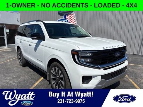 Used 2026 Ford Expedition Platinum w/ Driver's Package AWD/4WD image 1