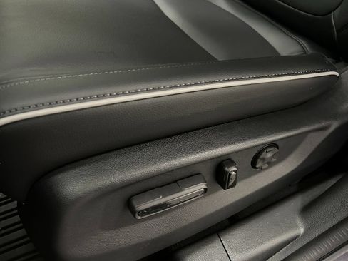 Used 2026 Honda Odyssey Touring image 16