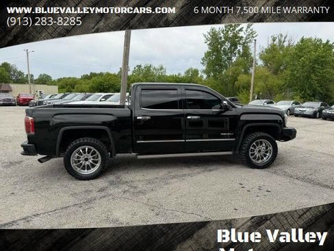 Used 2018 GMC Sierra 1500 Denali w/ Denali Ultimate Package AWD/4WD image 3