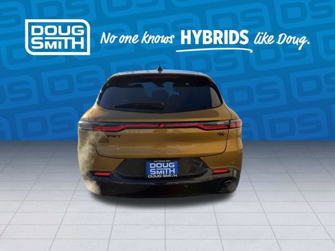 Used 2024 Dodge Hornet R/T image 3