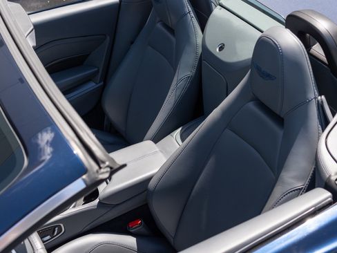 Used 2021 Aston Martin V8 Vantage image 47